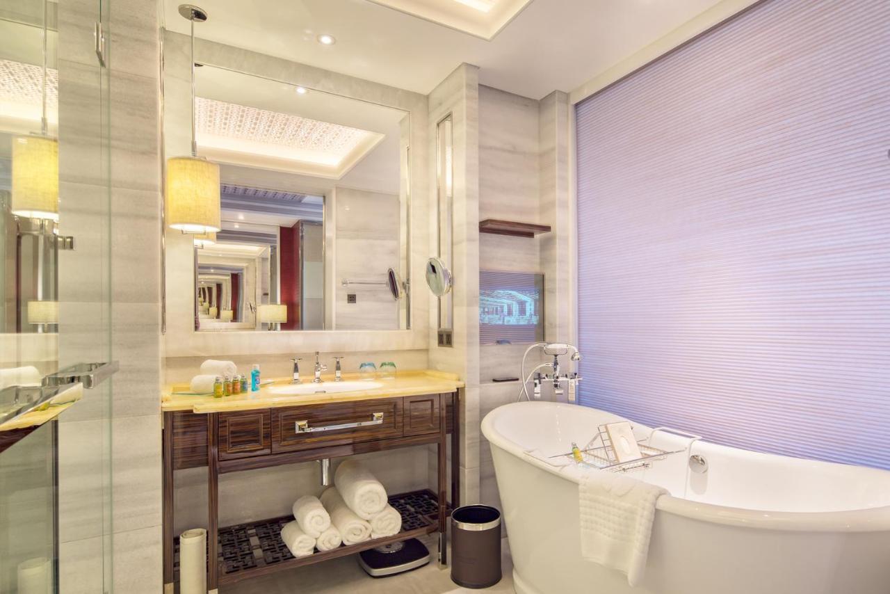 Grand Bay Hotel Beijing Jinpoluo エクステリア 写真